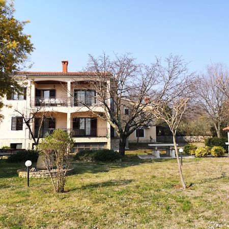 Apartment Poesia Poreč Exterior foto